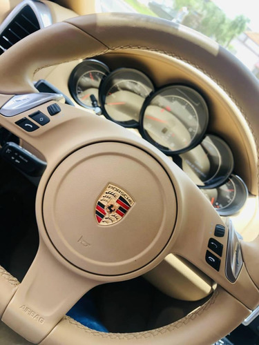 Porsche Cayenne V8