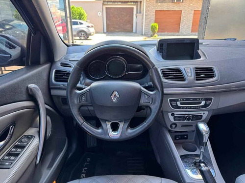 Renault Fluence 2.0 Privilège X-tronic Hi-flex 4p