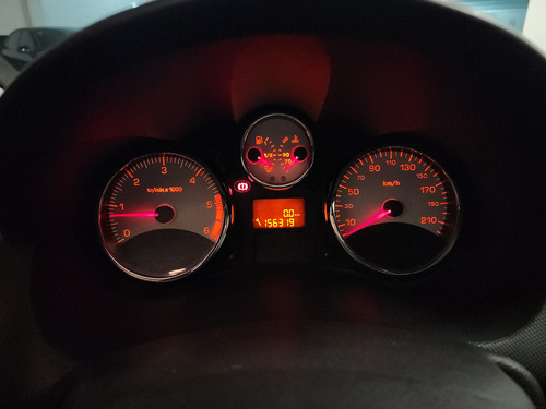 Peugeot 207 1.4 Feline Hdi 70cv