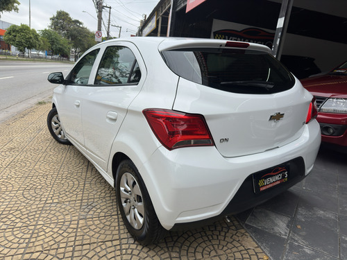 Chevrolet Onix 1.0 MPFI LT 8V FLEX 4P MANUAL