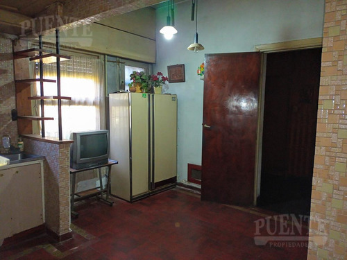 Imagen 7 de 17 de Casa - Banfield Oeste
