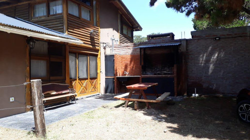 Casa En Venta - 2 Dormitorios 1 Baño - Cochera - 1.013mts2 - Nueva Atlantis