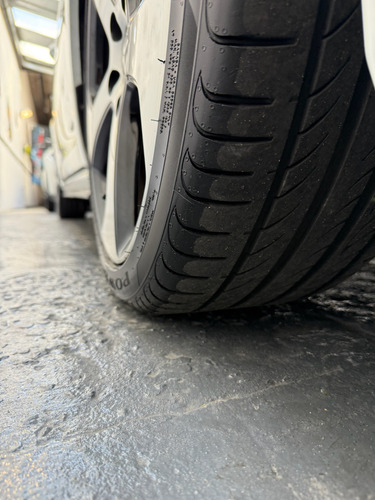 Volkswagen Golf 2.0 Gti Tsi App Connect + Cuero
