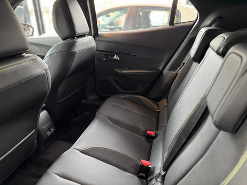 Peugeot 2008 1.0T Gt