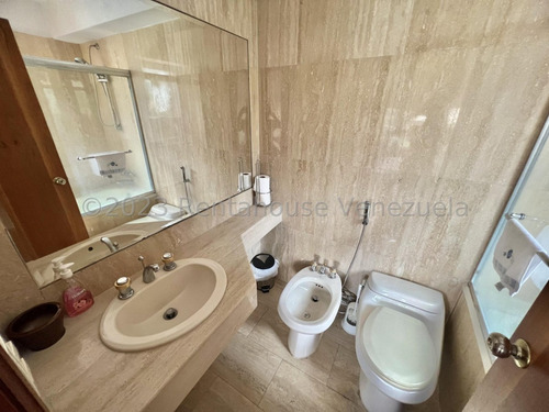 Imagen 19 de 21 de Apartamento En En Venta En Altamira #24-3727 Josmary Sanjuan