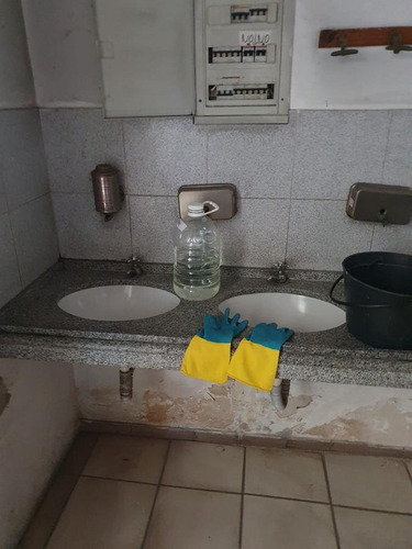 Imagen 11 de 17 de Depósito -deposito Prox A Shopping Tres Cruces