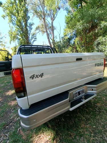 Imagen 21 de 24 de Ford F-100 1998 4.3 I 4x4