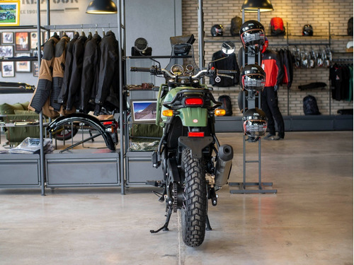 Imagen 6 de 25 de Royal Enfield Himalayan Pine Green Disponible Ya
