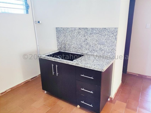 Imagen 9 de 15 de Espectacular Casa-quinta En Alquiler. 04120656408 Mls 223-15525