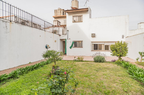 Imagen 2 de 30 de Venta Casa 4 Ambientes En Villa Madero Gran Lote