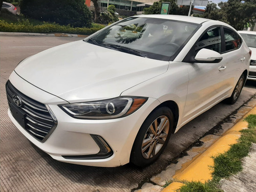 Imagen 1 de 15 de Hyundai Elantra 2018 2.0 Gls Premium At