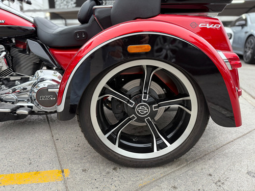 Harley Davidson Cvo Tri Glide 2021