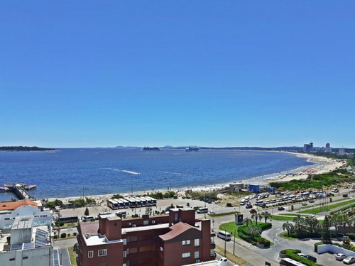 Departamento En Venta En Playa Mansa