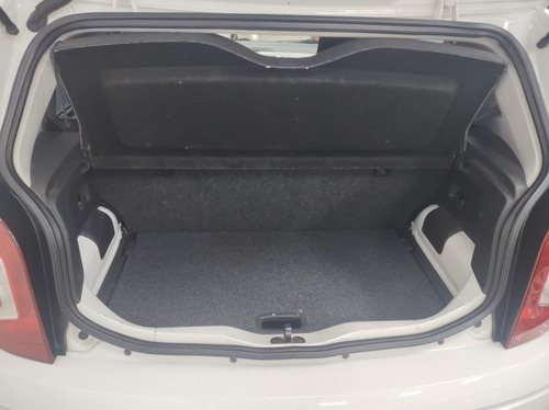 Imagen 9 de 9 de Volkswagen Up! 2014 1.0 White Up 75cv