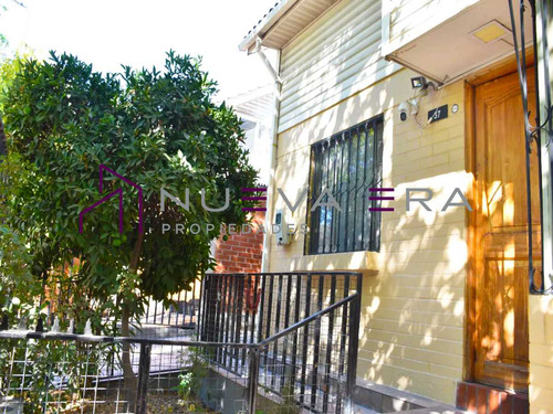 Casa De 2 Pisos 3d 2 B En Maipú (94475)