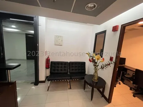 Lb24-7532 Local En Venta Chuao