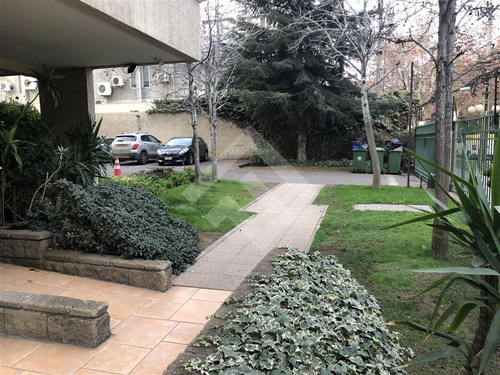 Departamento En Venta De 4 Dorm. En Ñuñoa