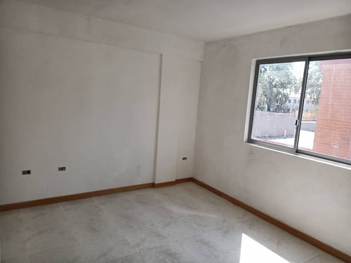Imagen 8 de 14 de Townhouse En Venta En Monteserino Cód 133598 Lucrecia Escorcha