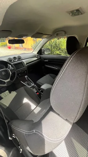 Vitara Live 2wd At Modelo 2022 Color Plata 49.000 Km