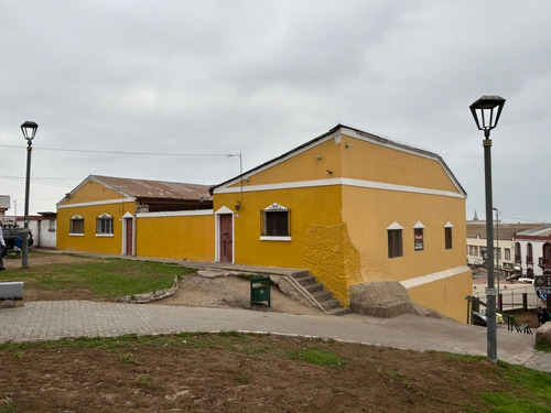 Casa Uso Comercial Frente A Liceo De Niñas, Centro La Serena