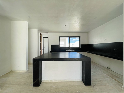 Casa En Venta Una Planta, Serenity Con 4 Recámaras Y Alberca, Mérida, Dzityá