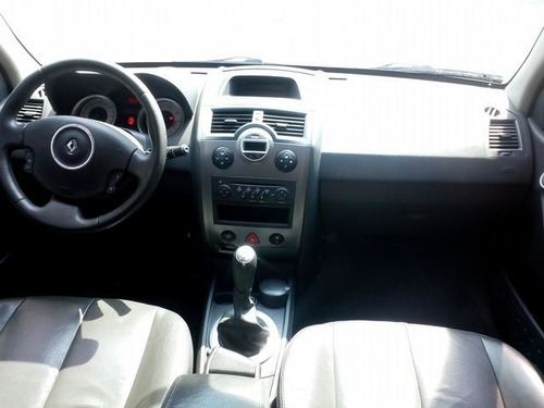 Renault Megane 1.6 Dynamique Grand Tour 16v 2012