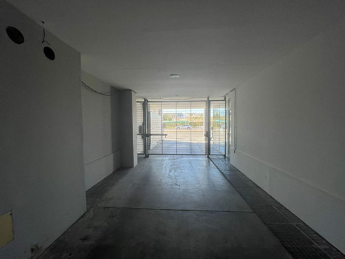 Imagen 13 de 20 de Venta Oficina Con Cochera Leloir 451 Neuquen
