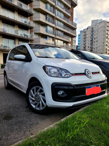 Volkswagen Up! 1.0 T High 101cv