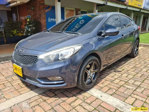 Kia Cerato Pro 1.6cc Mt Aa 4x2
