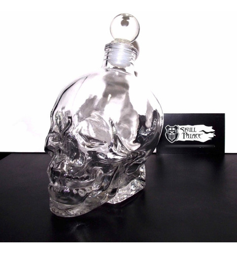 Imagen 1 de 6 de Botella Licorera En Forma De Calavera Cráneo Vidrio Skpalace