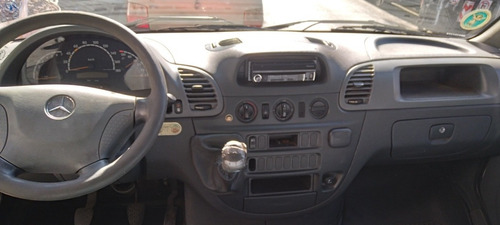 Imagen 13 de 21 de Mercedes-benz Sprinter 2008 2.1 313 Combi 3550 15+1