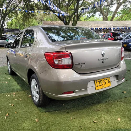 Renault Logan 1.6 Authentique