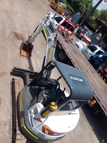 Miniexcavadora Bobcat E42 Modelo 2014