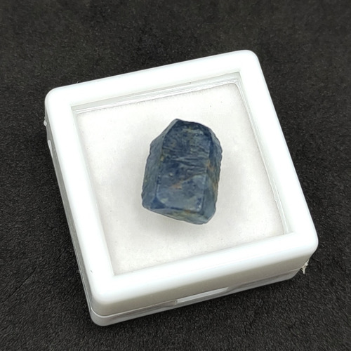 Zafiro Azul / Corindón Azul Hexagonal - Piedra Preciosa