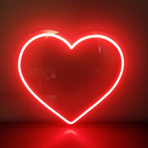 Cartel Neon Led Lampara Luz Corazón Mujer 220v App Bluetooth