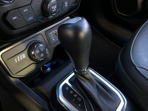 Jeep Renegade 1.3 T270 TURBO FLEX S 4X4 AT9