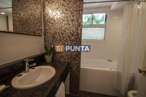 Imagen 10 de 13 de Casa En Cantegril, 5 Dormitorios *