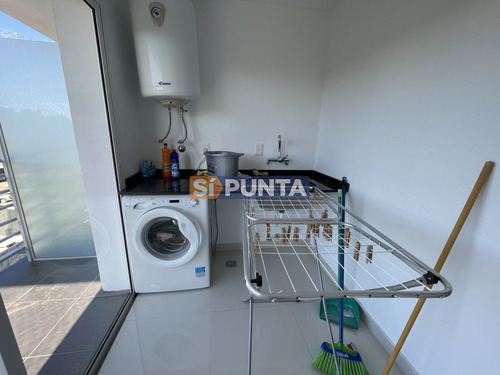 Imagen 25 de 25 de Frente Al Mar, 3 Dormitorios, 2 Baños, En Venta , Punta Del Este