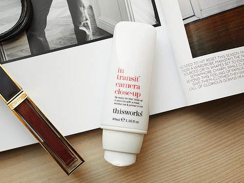 Crema Facial Y Corporal This Works - In Transit Camera Close Up 3 En 1 Hidratante Mascara Y Primer Con Acido Hialurónico Aloe Vera Y Bio Boost Para Todo Tipo De Piel