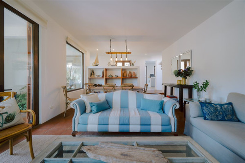 Impecable Y Práctica Casa En Condominio Casa Pueblo Cachagua