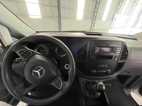 Imagen 13 de 16 de Mercedes-benz Vito 2018 1.6 111 Cdi Furgon Mixto Aa 114cv