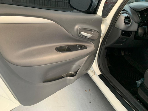Fiat Punto 1.6 Essence 2013