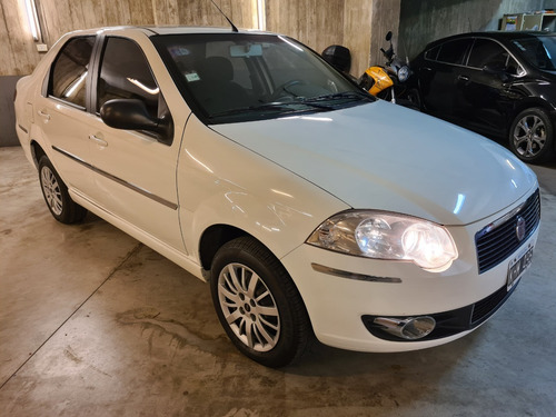 Fiat Siena 1.4 Attractive Active C/gnc 2011