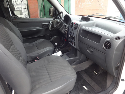 Imagen 13 de 15 de Peugeot Partner Confort 1.4 { Excelente Estado }