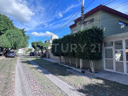 Venta De Casa Colonia Carretas Querétaro