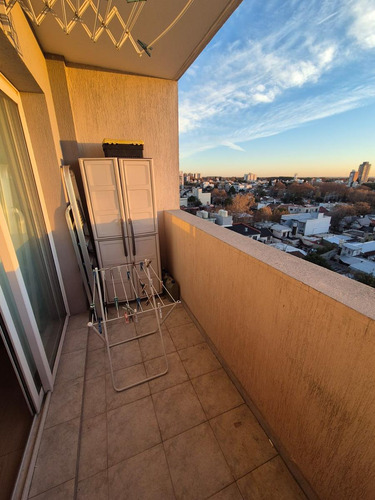 Departamento 2 Ambientes Con Cochera En Banfield Este