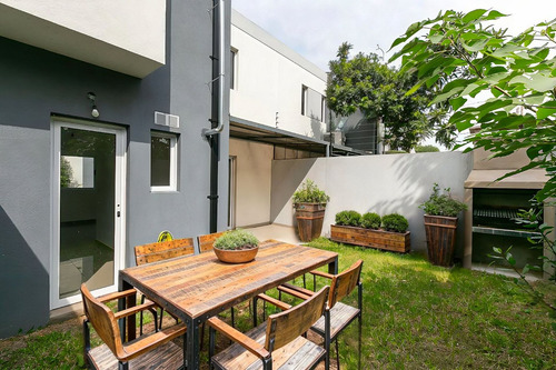 Venta Duplex Casa C/ Patio Cochera - Permuta