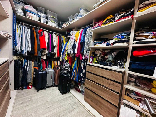 A Pasos De Colegios, Monte Tabor Y Craighouse (97692)