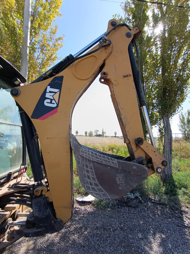 Retroexcavadora Caterpillar 416 E