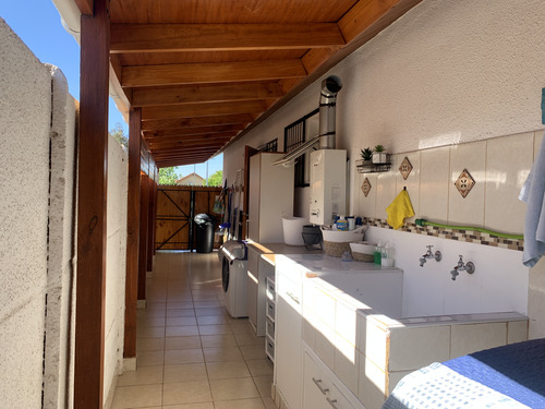 Impecable!!!! Casa De Un Piso En Buin Oriente